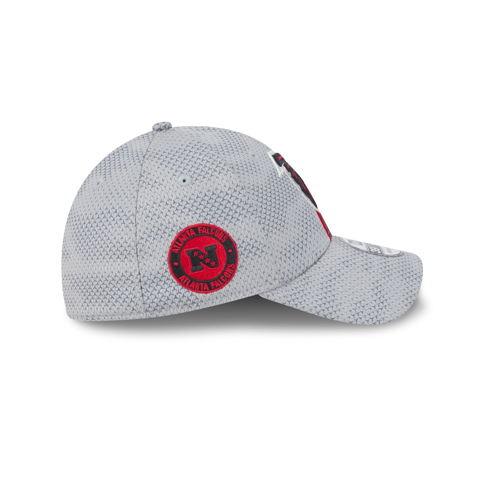 Premium Atlanta Falcons 2024 Sideline Gray 39THIRTY Stretch Fit Hat