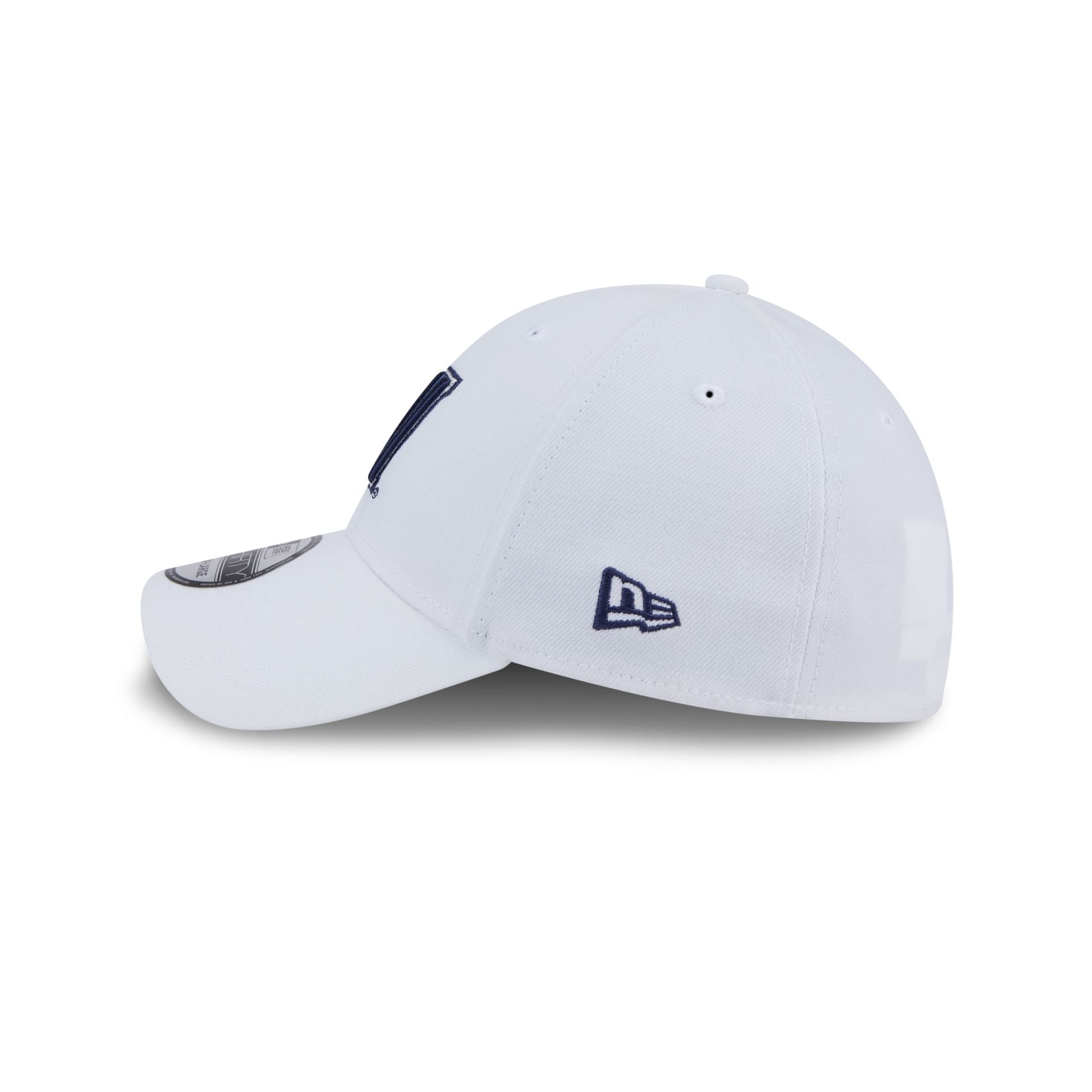 Premium Villanova Wildcats Chrome 39THIRTY Stretch Fit Hat