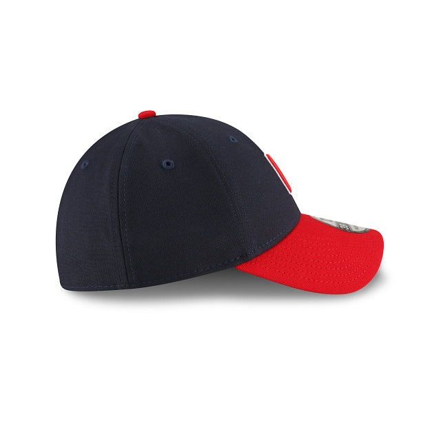 Premium Cleveland Guardians Team Classic Home 39THIRTY Stretch Fit Hat